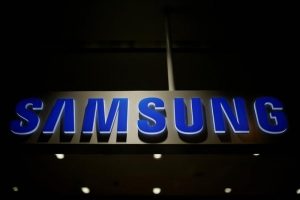 samsung_blue_logo_reuters_1506429957016